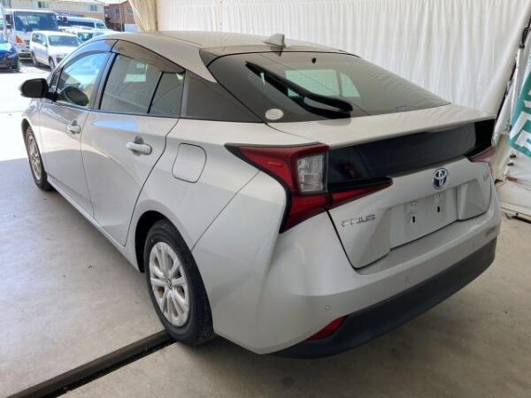 Ref:AUX-20071531 TOYOTA PRIUS 2020 - Image 2
