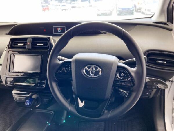 Ref:AUX-20071531 TOYOTA PRIUS 2020 - Image 19