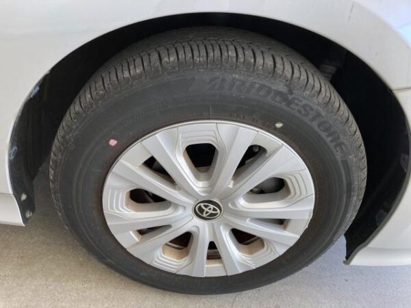 Ref:AUX-20071531 TOYOTA PRIUS 2020 - Image 9