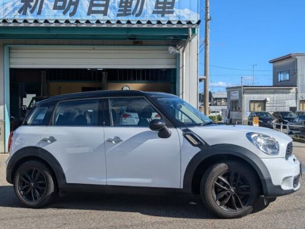 Ref:AUX-20071651 MINI MINI 2012 - Image 4