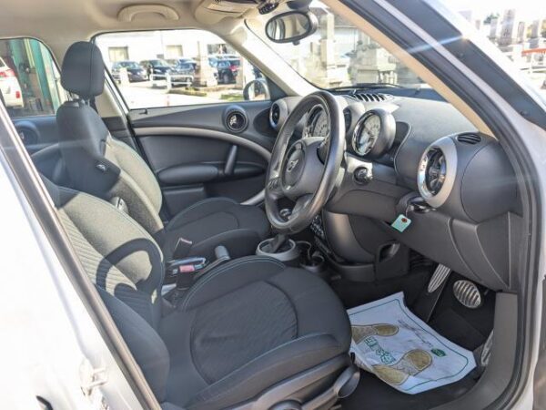 Ref:AUX-20071651 MINI MINI 2012 - Image 6