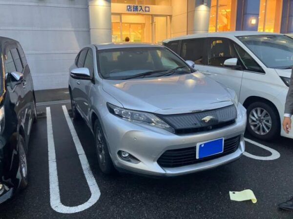 Ref:AUX-20075236 TOYOTA HARRIER 2017