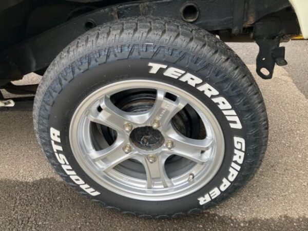 Ref:AUX-20075271 SUZUKI JIMNY 2012 - Image 11