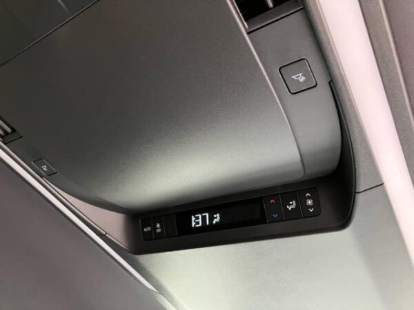 Ref:AUX-20075363 TOYOTA ALPHARD HYBRID 2025 - Image 9