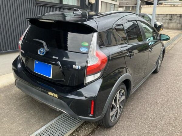 Ref:AUX-20075548 TOYOTA AQUA 2018 - Image 2