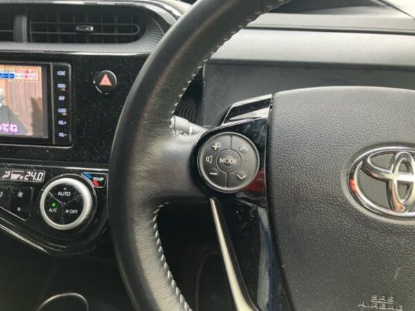 Ref:AUX-20075548 TOYOTA AQUA 2018 - Image 11