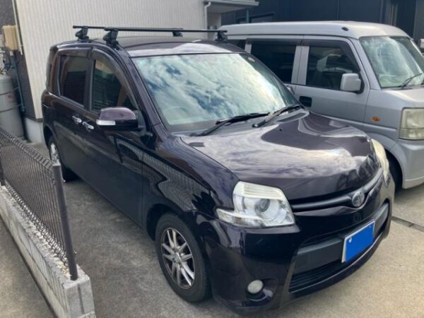Ref:AUX-20076039 TOYOTA SIENTA 2012