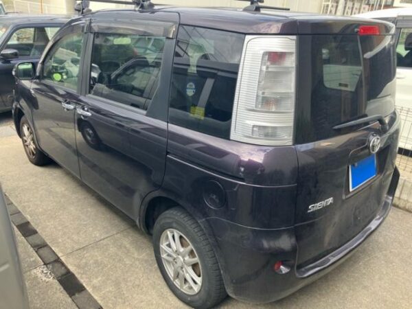 Ref:AUX-20076039 TOYOTA SIENTA 2012 - Image 8