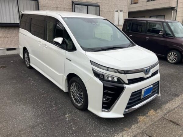 Ref:AUX-20076296 TOYOTA VOXY 2017 - Image 2