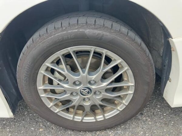 Ref:AUX-20076296 TOYOTA VOXY 2017 - Image 6