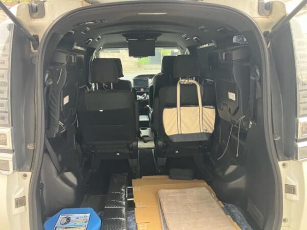Ref:AUX-20076296 TOYOTA VOXY 2017 - Image 7