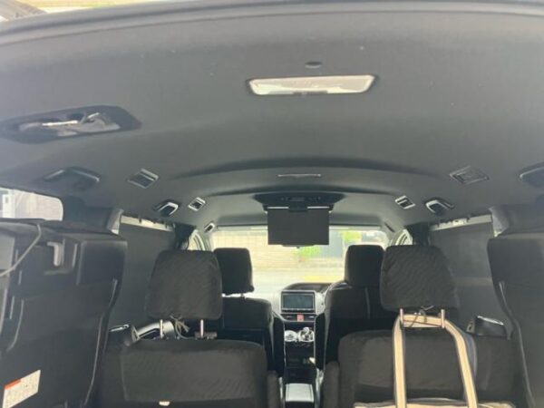 Ref:AUX-20076296 TOYOTA VOXY 2017 - Image 8