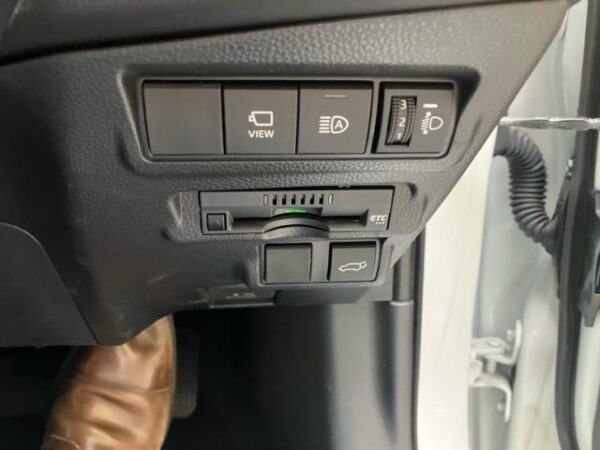 Ref:AUX-20076610 TOYOTA COROLLA CROSS 2023 - Image 17