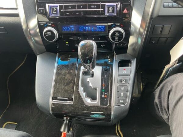 Ref:AUX-20076611 TOYOTA VELLFIRE 2017 - Image 19