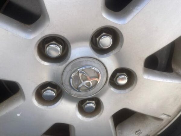 Ref:AUX-20077212 TOYOTA NOAH 2001 - Image 8
