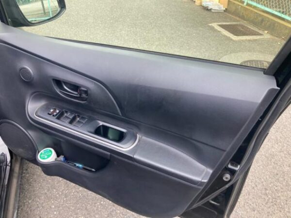 Ref:AUX-20077268 TOYOTA AQUA 2018 - Image 12