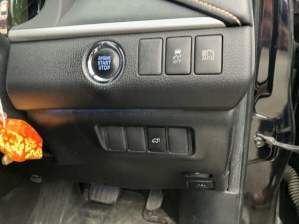 Ref:AUX-20077365 TOYOTA HARRIER 2015 - Image 12