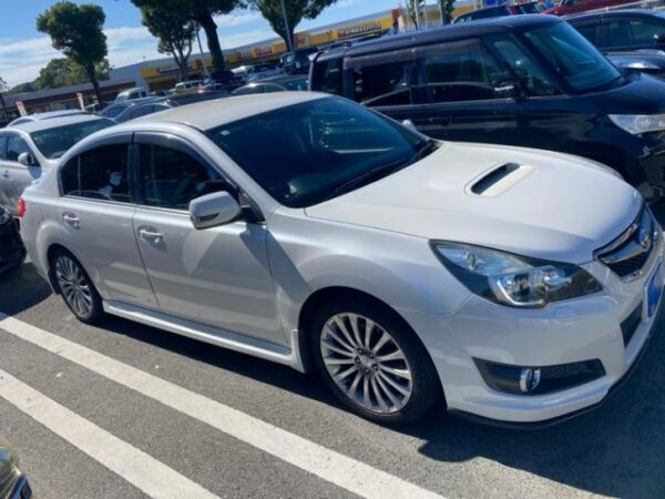 Ref:AUX-20077413 SUBARU LEGACY B4 2010 - Image 2