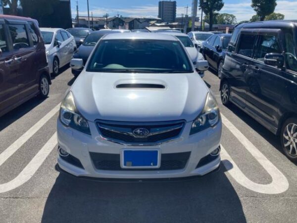 Ref:AUX-20077413 SUBARU LEGACY B4 2010