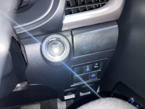 Ref:AUX-20080916 TOYOTA HILUX 2021 - Image 16