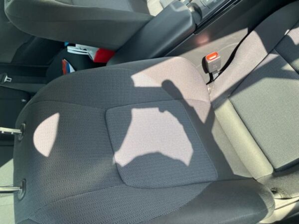 Ref:AUX-20081083 TOYOTA PRIUS 2024 - Image 12