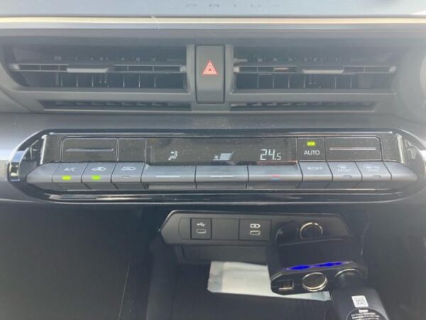 Ref:AUX-20081083 TOYOTA PRIUS 2024 - Image 17