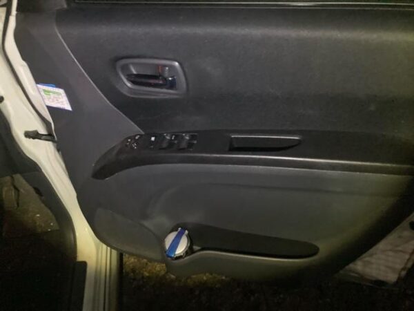 Ref:AUX-20081103 MITSUBISHI DELICA D:2 2013 - Image 6