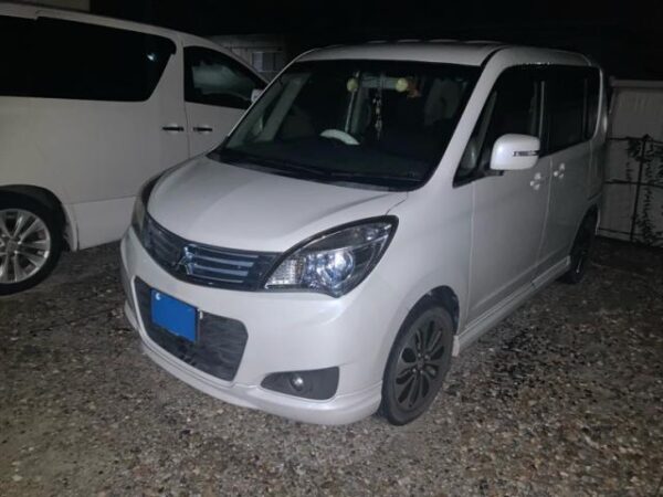 Ref:AUX-20081103 MITSUBISHI DELICA D:2 2013