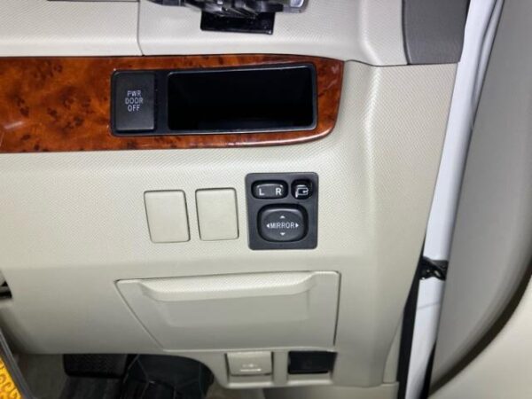 Ref:AUX-20081132 TOYOTA ESTIMA 2009 - Image 16