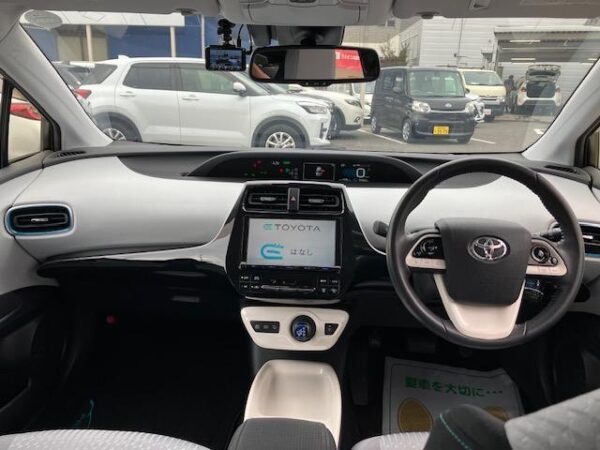 Ref:AUX-20084892 TOYOTA PRIUS 2016 - Image 2