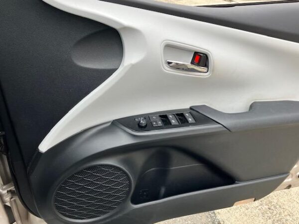 Ref:AUX-20084892 TOYOTA PRIUS 2016 - Image 15