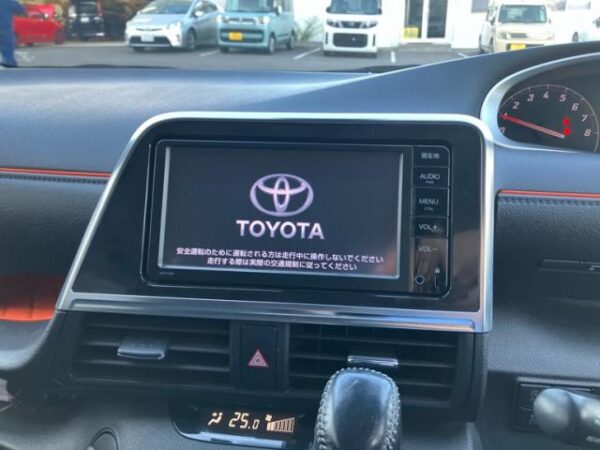Ref:AUX-20085985 TOYOTA SIENTA 2015 - Image 10