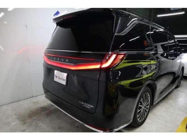 Ref:AUX-20085996 LEXUS LM 2024 - Image 14