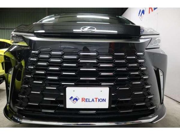 Ref:AUX-20085996 LEXUS LM 2024 - Image 4