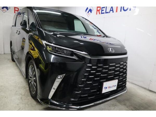 Ref:AUX-20085996 LEXUS LM 2024