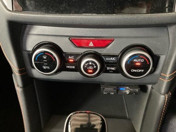Ref:AUX-20088939 SUBARU XV 2017 - Image 19