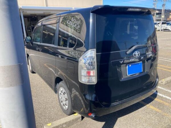Ref:AUX-20089026 TOYOTA VOXY 2013 - Image 14