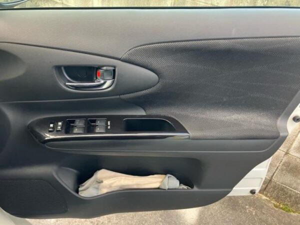 Ref:AUX-20089233 TOYOTA WISH 2013 - Image 15
