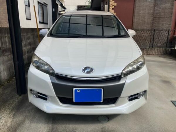 Ref:AUX-20089233 TOYOTA WISH 2013