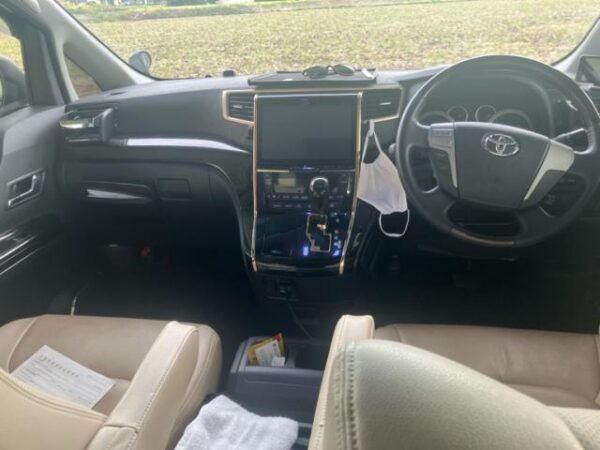 Ref:AUX-20089371 TOYOTA VELLFIRE 2014 - Image 17