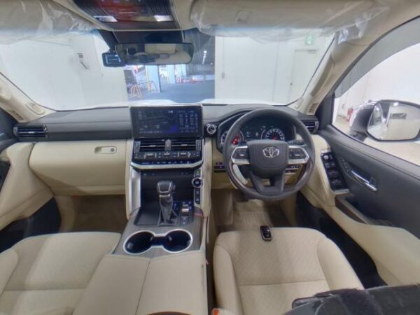 Ref:AUX-20089805 TOYOTA LAND CRUISER 2024 - Image 3