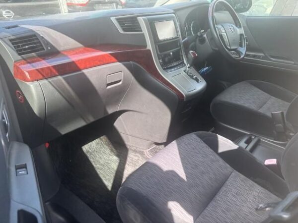 Ref:AUX-20090128 TOYOTA ALPHARD 2010 - Image 6