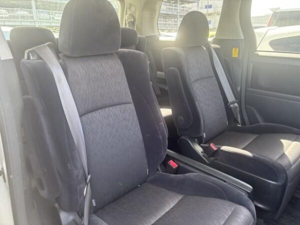 Ref:AUX-20090128 TOYOTA ALPHARD 2010 - Image 7