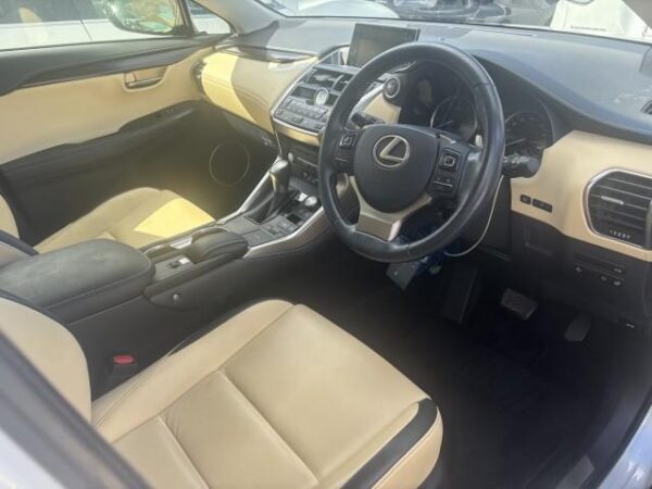 Ref:AUX-20090132 LEXUS NX 2014 - Image 9