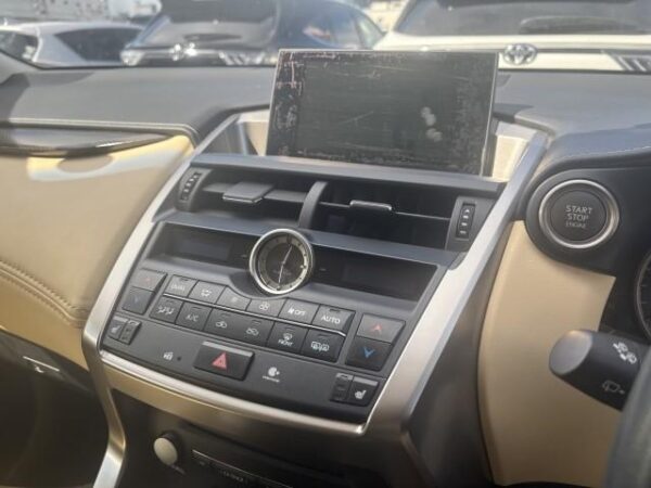Ref:AUX-20090132 LEXUS NX 2014 - Image 10