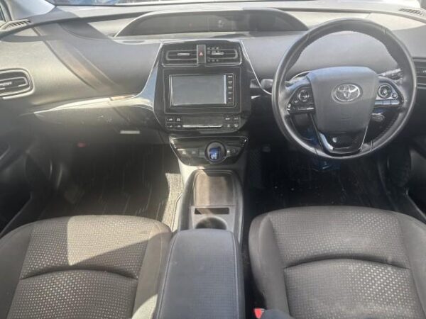 Ref:AUX-20090148 TOYOTA PRIUS 2020 - Image 10