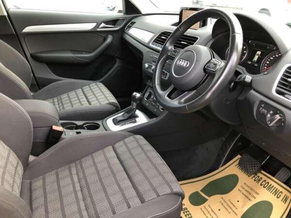 Ref:AUX-20090303 AUDI Q3 2015 - Image 11