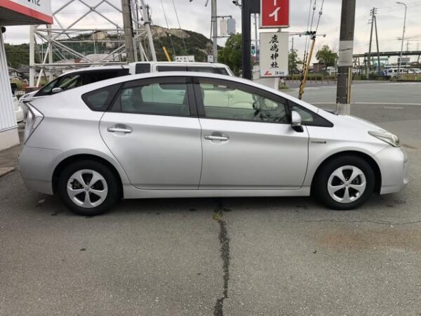 Ref:AUX-20093649 TOYOTA PRIUS 2012 - Image 4