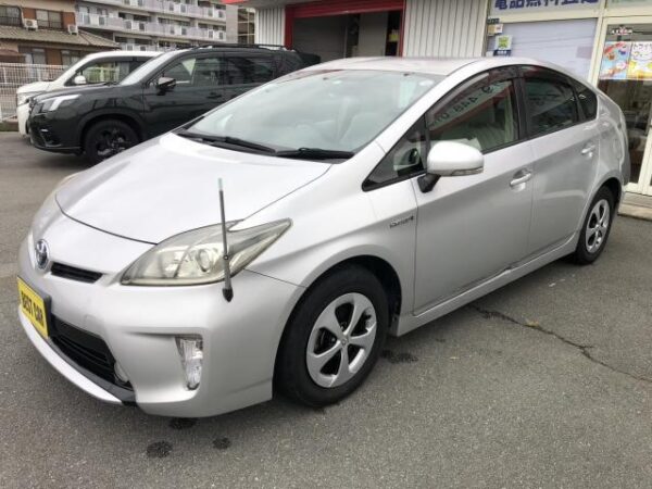 Ref:AUX-20093649 TOYOTA PRIUS 2012