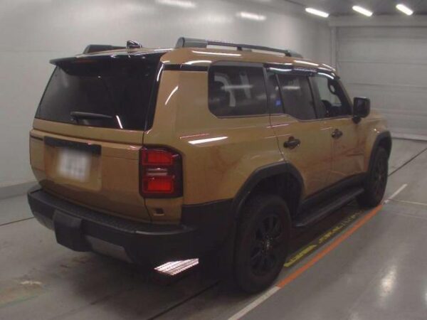 Ref:AUX-20093719 TOYOTA LAND CRUISER 250 2024 - Image 2
